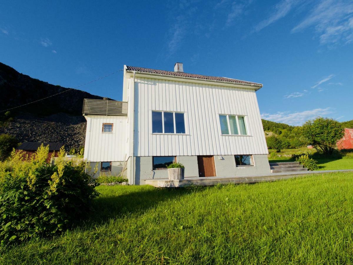 Ramberg Lodge Lofoten Bostad エクステリア 写真